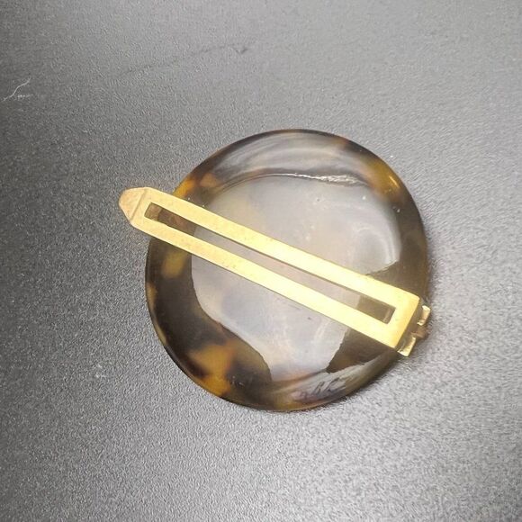 STELLA & Dot Jaya Tortoise Pendant - Picture 1 of 4